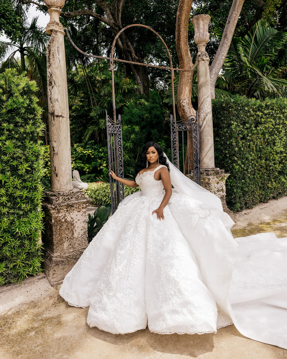 Shenell Welch – Elarose Sweet Weddings | All Rights Reserved 