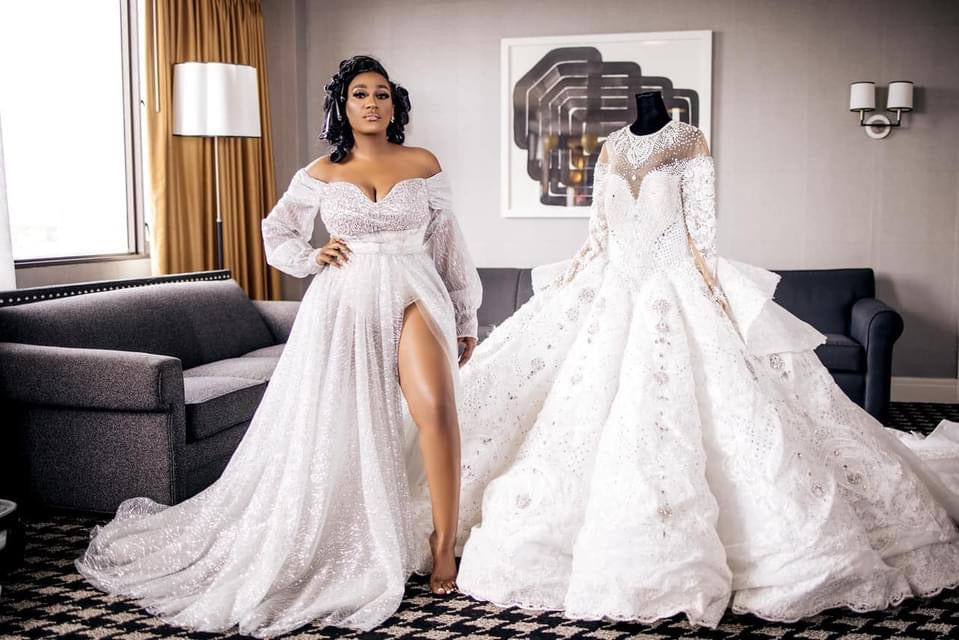 Plus size bridal robe sale